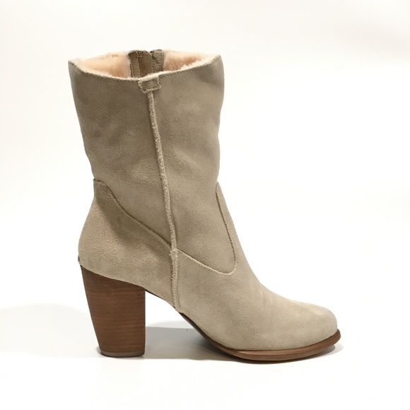 UGG Lynda Western Heeled Boots -Natural White Suede -US 10 -NEW - Picture 5 of 9